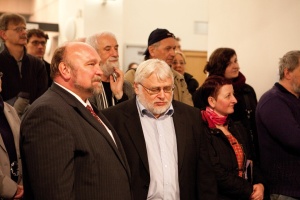Primátor Opavy prof. Zdeněk Jirásek a rektor SU prof. Rudolf Žáček na vernisáži 002